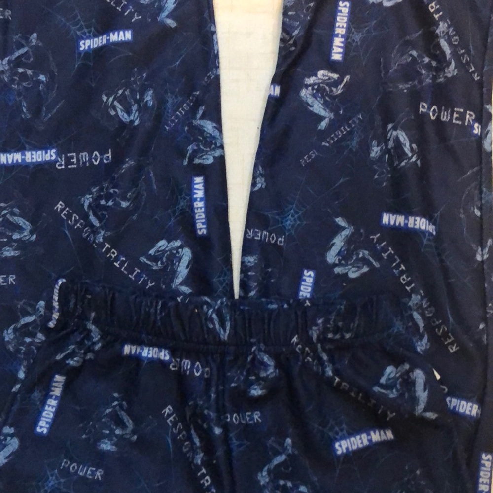Pajama pants Spiderman boys new size 4/5 polyester flannel inseam 17.5"